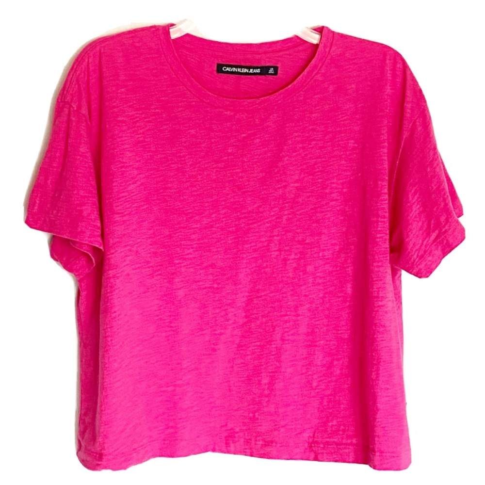 NWOT Calvin Klein pink cropped short sleeve size L